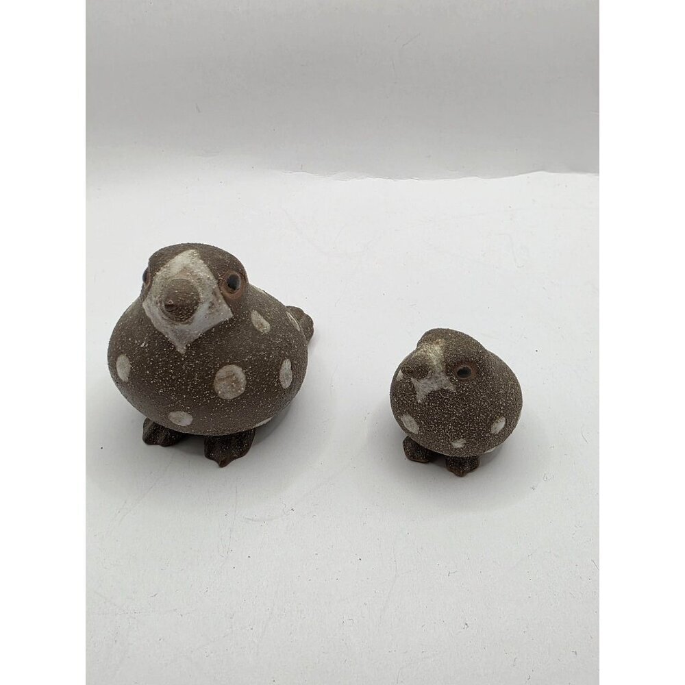 Charming Brown & White Speckled Bird Figurines Set of 2 Statues Decor
